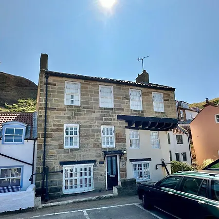 Harbourside Holiday home Staithes