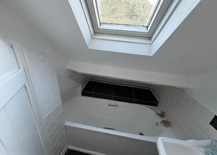 Harbourside * Staithes